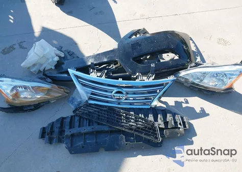 2015 Nissan Sentra S z USA, uszkodzony, nr VIN 3N1AB7AP2FY345566